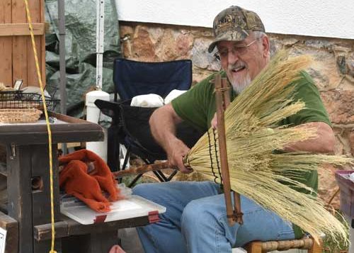 broom-making1 artisans making crafts